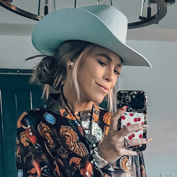 kaylacurtsinger
